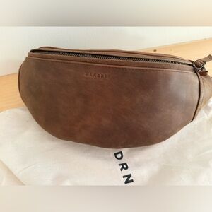 Mandrn Atlas in Saddle